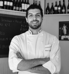 Considera Birreria Italia un punto di partenza importante, la cucina che gli consente di sposare appieno la sua etica professionale.